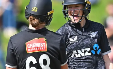 New Zealand Beat South Africa By 66 Runs, Clinch WODI Series 2-16