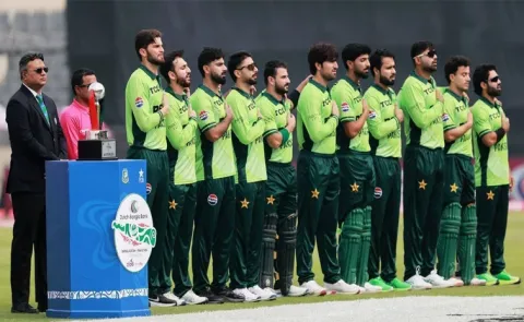 4 Pakistan Players Picked In English Teams5