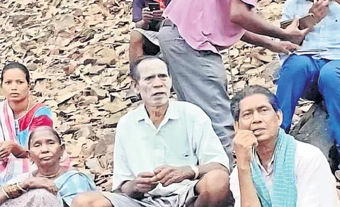 Face Recognition Issue Mgnrega Worker Uses Powder Trick