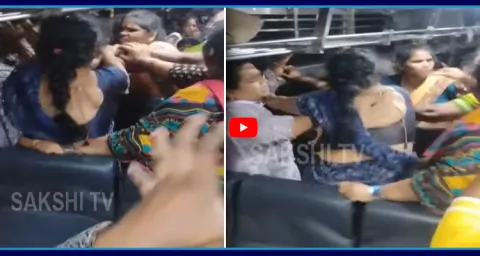 Womens Fight For Bus Seat At Bobbili RTC Complex 1