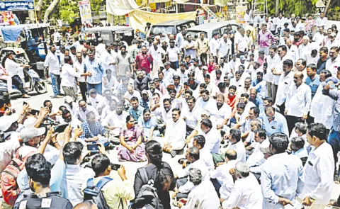 YSR Congress party staged a dharna in front of police station