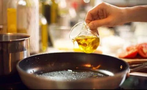 Health Tips: A Simple Change in Cooking Oil is Supporting Better Health