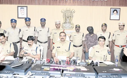 Engineering student held for multiple burglaries targeting secretariats: ap