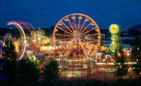 Giant Swing Collapses at Fair Several Injured