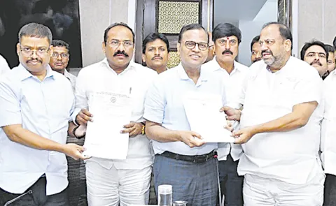 Telangana announces cashless health security scheme for government employees