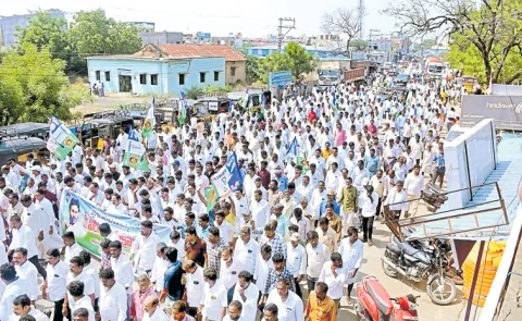 YSRCP agitations on Chandrababu Govt Petrol Prices Issue