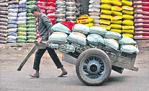 employment opportunities growth in Unorganised Sector