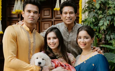 Disgusting: Sara Tendulkar Lashes Out At Paps For Body Shaming Remark8