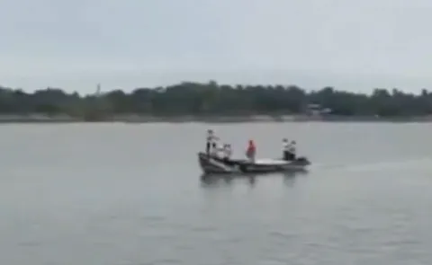 8 people died while going snail hunting