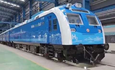 India first hydrogen train gets green signal from Railway Board