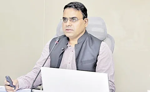 Andhra Pradesh CEO asks parties to help prepare clean electoral rolls under SIR-2026