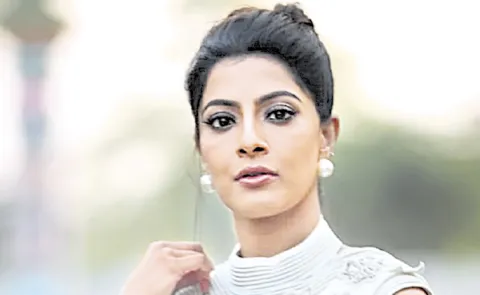 Varalaxmi Sarathkumar Police Complaint Movie Release on May 22nd