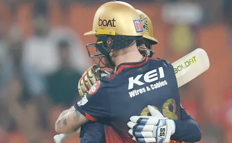 IPL 2026: RCB Overseas Star Phil Salt Returns Home Mid Season3