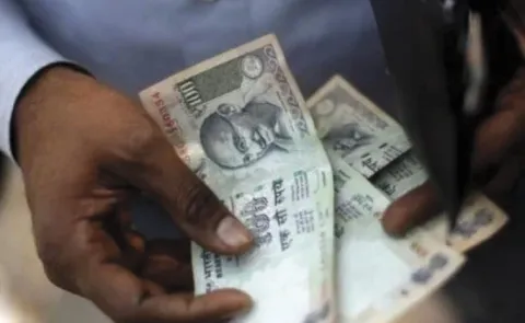 Salaries Not Credited to Contract Employees in AP