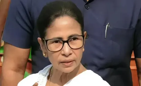 Sakshi Editorial On Mamata Banerjee