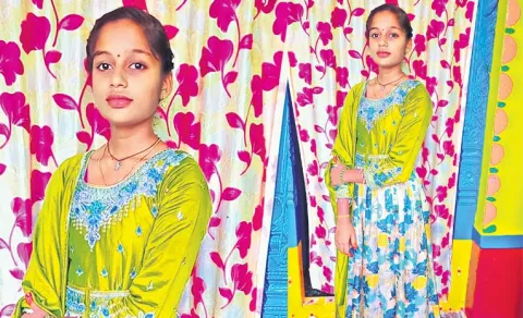 17 Year Student Ends Life In Anantapur