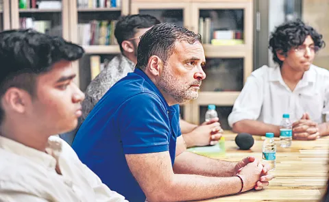 Rahul Gandhi targeted the Centre over the CBSE OSM row