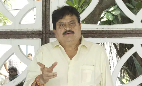 BJP Ramachandra Rao Reacts On Etela Rajender Issue