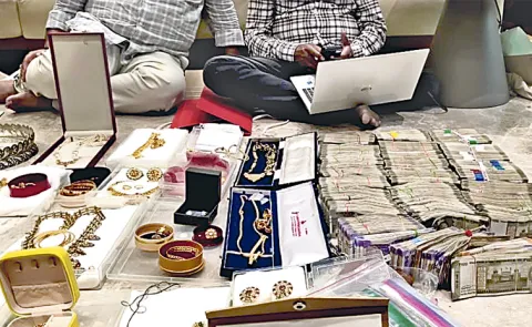 ACB raids 15 locations linked to Telangana RB Engineer in Chief in disproportionate assets case