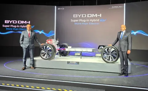 BYD Seal U Plug in Hybrid SUV India Launch 1200KM Range