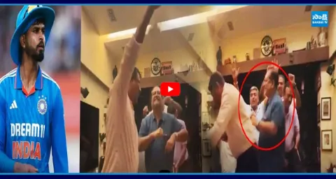 Viral Video : Shreyas Iyer's Father Dancing After T20I Captaincy News 1