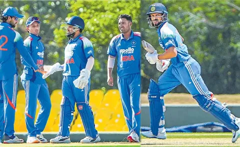 Sri Lanka A team lost by 8 runs on India A2