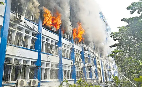4,000 EVMs gutted in West Bengal govt building fire