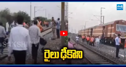 Four killed after being hit by a train 1