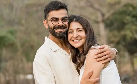 Virat Kohli Anushka Day Out With Akaay Piggyback ride Pics Viral