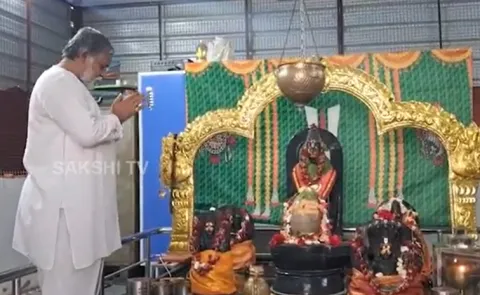 Tollywood actor tanikella Bharani pooja at Narapally Temple