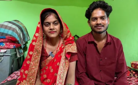 Muslim girl Hindu boy love marriage in UP Celebration in one mourning in another