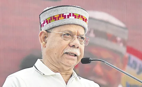 Governor Shiv Pratap Shukla Emphasises Significance of Yoga as a Way of Life