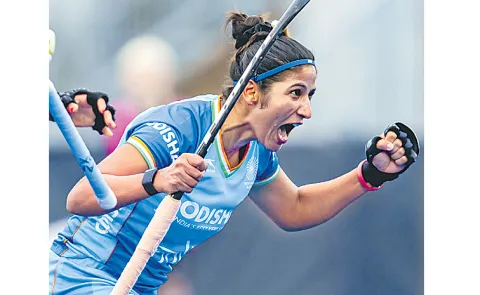 Indian womens hockey team is a win away from qualifying for the next Pro League season