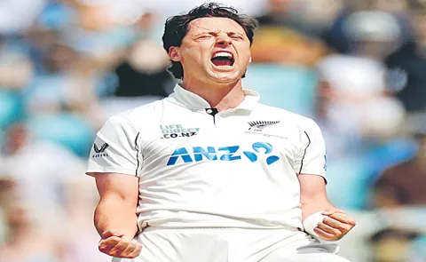 New Zealand seal emphatic 253-run win to level three-match series at 1-1