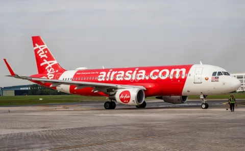 AirAsia X Cuts Airfares as Jet Fuel Prices Fall More Ticket Discounts Likely