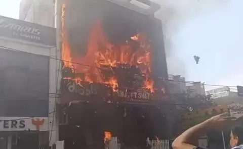 Lucknow Fire Horror Residential Building Used as Commercial Complex Kills 15