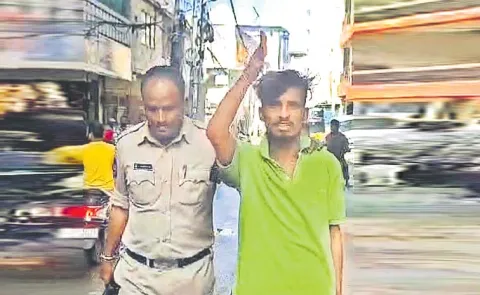 A Rowdy Sheeter Created A Ruckus At A Hotel Hyderabad Crime News