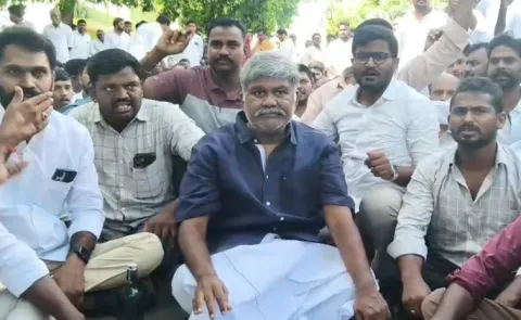 YSRCP Pedda Reddy Tadipatri Protest Related Updates