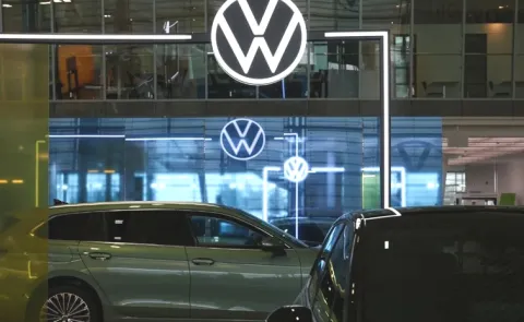 Volkswagen May Cut Up To 1 Lakh Jobs Know The Details