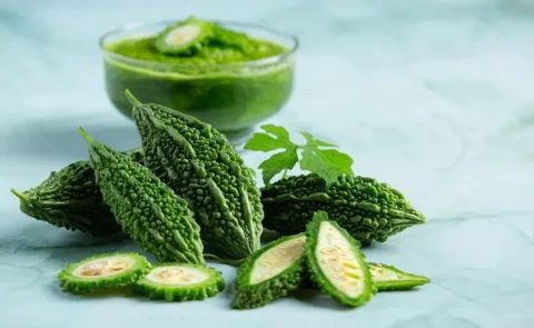 Health Tips: Many people think bitter melon can replace diabetes medication14