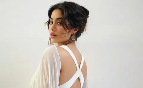 Janhvi Kapoor Tamil Entry With Web Series