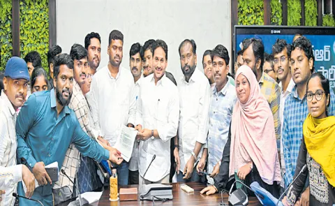 DSC-2025 affected candidates grievances before YS Jagan on Chandrababu Govt