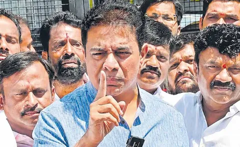 Former Minister KTR allegation against Srujan Reddy