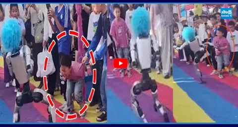 Robot Kicks Young Boy In Stomach During Show In China 1