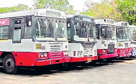 Public transport is moving towards a complete shutdown