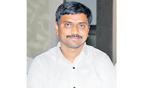 YSRCP Political Assistant KNR Fires On Chandrababu Govt
