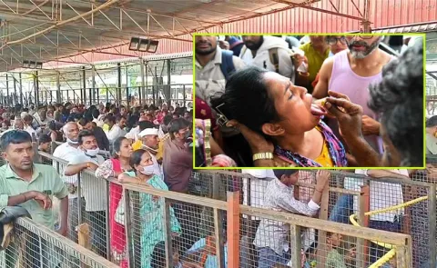 Huge Crowd At Nampally Exibition Ground For Chepa Prasadam 2026