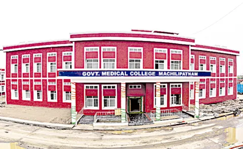 Chandrababu new conspiracy on Medical Colleges Privatization