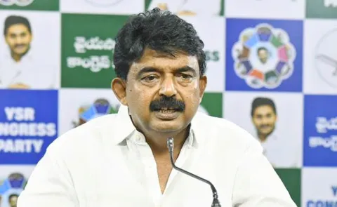 Chandrababu Govt Deceived Aqua Farmers: Perni Nani