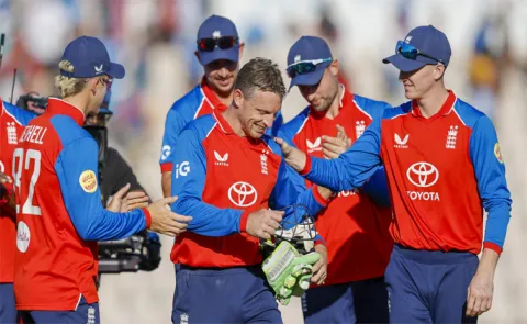 Brendon McCullum Allows England Players To Drink After India Win